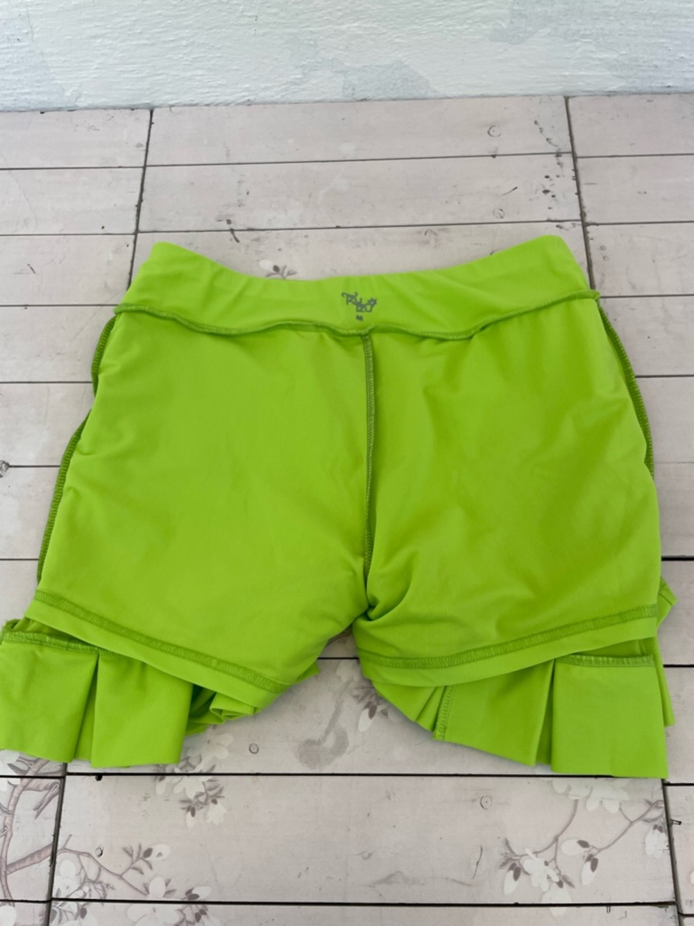 Tzu Tzu Lime Green Pleated Hem Mini Skirt - Picture 3 of 7